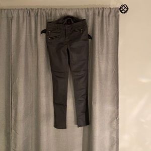 Material girl shiny grey jeans size 25